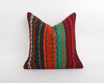 Vintage Turkish Kilim Pillow Cover: Bohemian Wool Cushion (18''x18'')