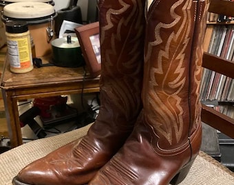 Brown Justin cowboy boots-women's 9.5B