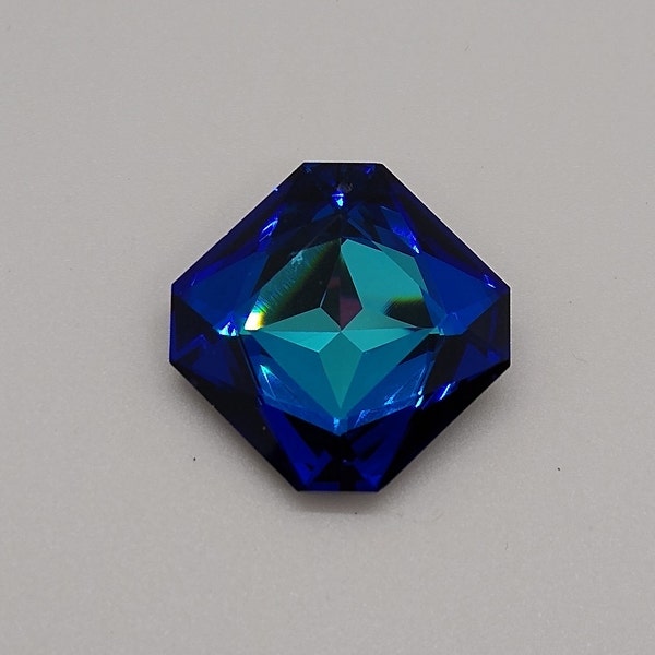 Swarovski Crystal Bermuda Blue 14mm Rhombus 6400 Pendant