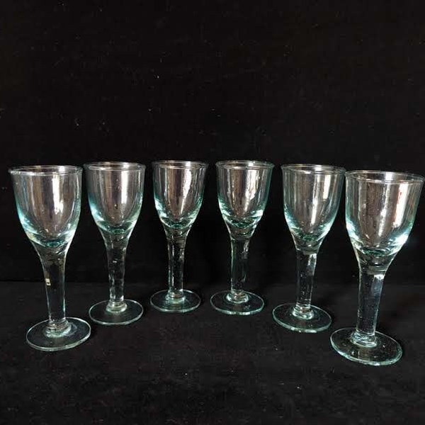 verres à liqueur/digestif /bistrot/art de la table/style biot/épais/soufflé/ art déco / transparent / France vintage