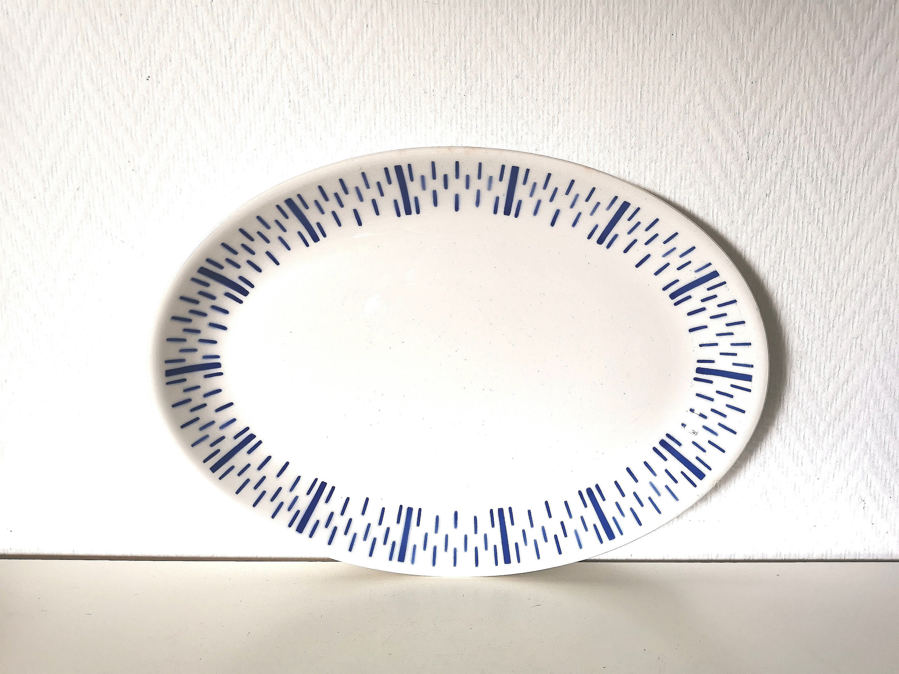 Plat de Service Ovale/Plat à Viande/Légumes/Blanc et Bleus/Motifs Géométriques /Céramique Anciennes/