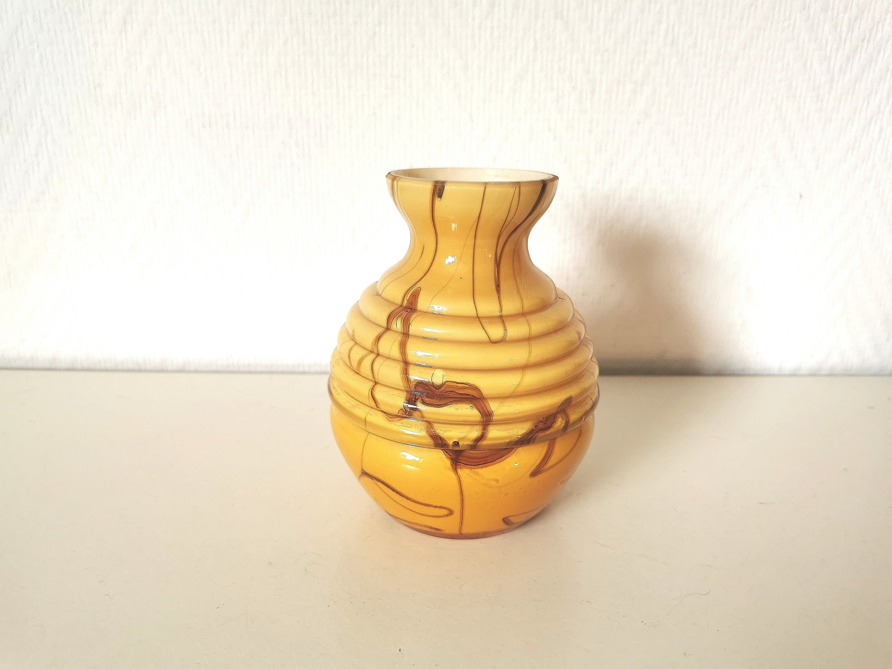 Vase/Soliflore/Opaline Beige /Verre Moutonné/Verre de Clichy France Vintage Années 40