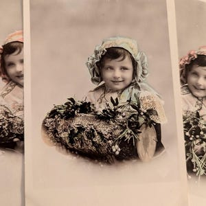 Lot 3 cartes postales anciennes Noël enfant au gui et bûche – CPA colorisée festive Belle Époque- ELD