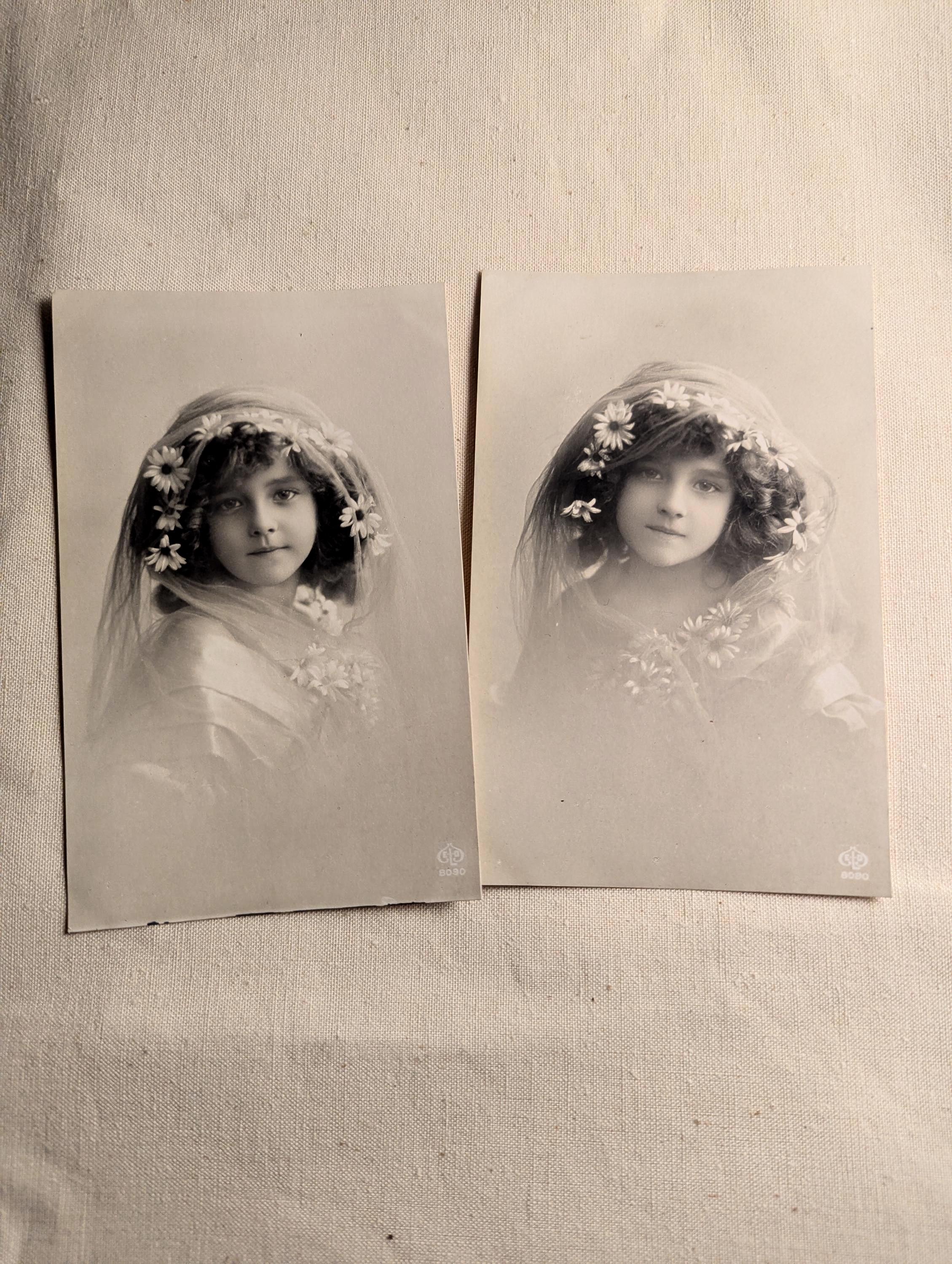 Enfant - Grete Reinwald avec un noeud rose dans les cheveux - ST144