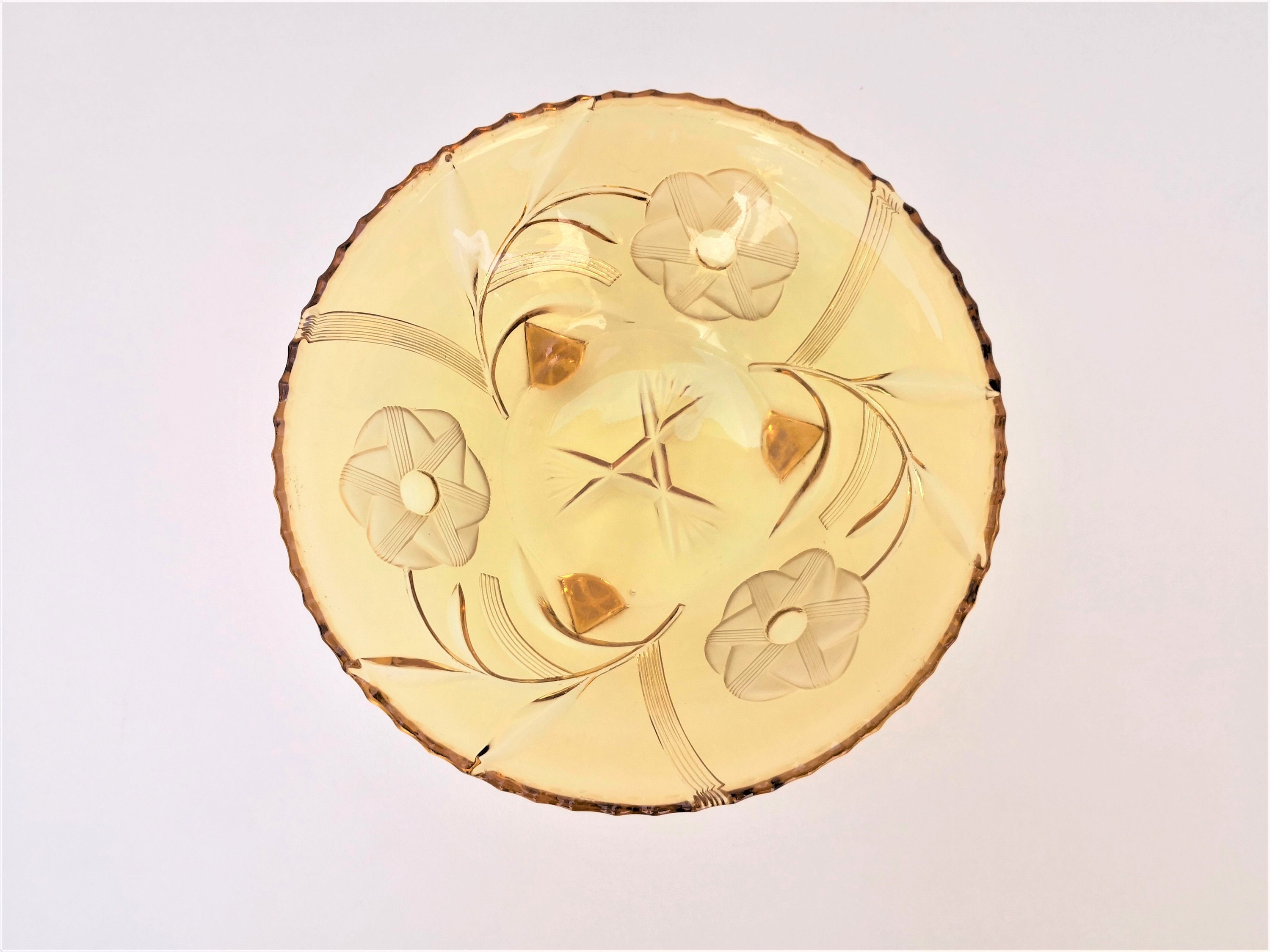 Coupe à Fruit, Ronde en Verre Jaune Reposant sur Trois Pieds , Esprit Art Déco