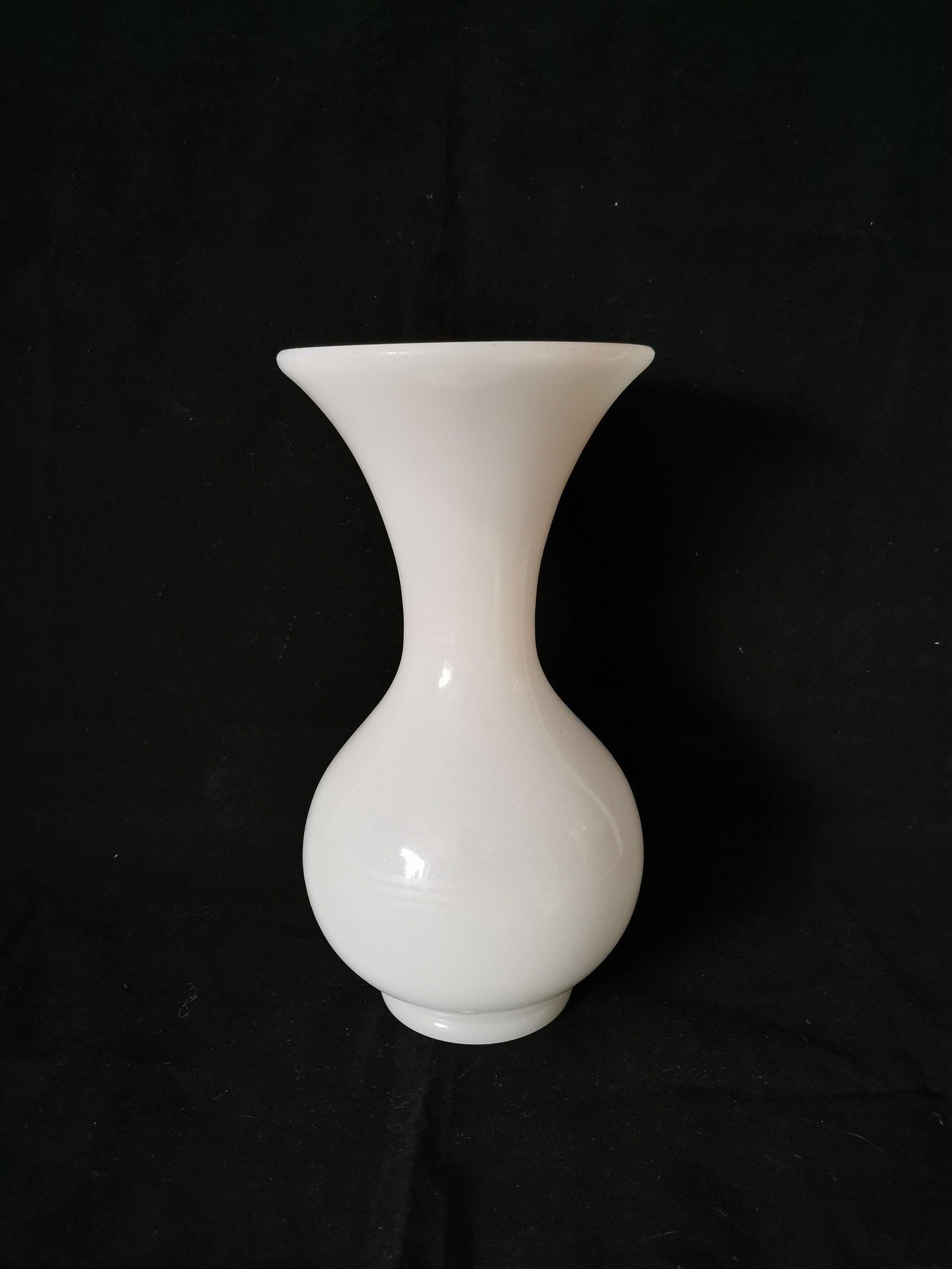Vase/Soliflore/Opaline Blanche France Vintage Années 70