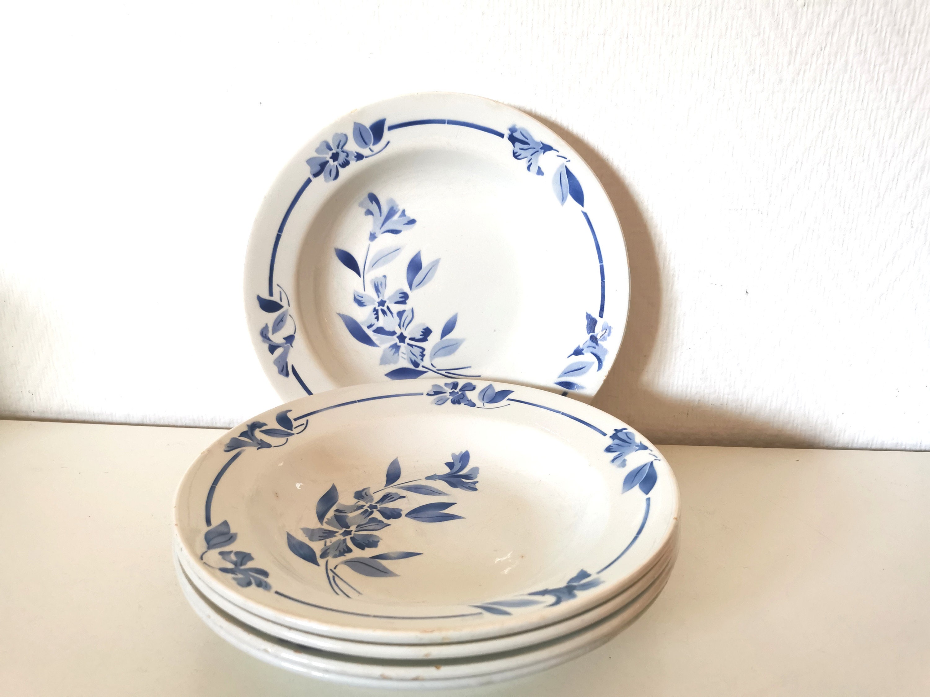 Assiettes Creuses/Soupe/Porcelaine/ Hbcm/Creil et Montereau /Motifs Fleur/Bleu Blanc Modèle Jean/Fra