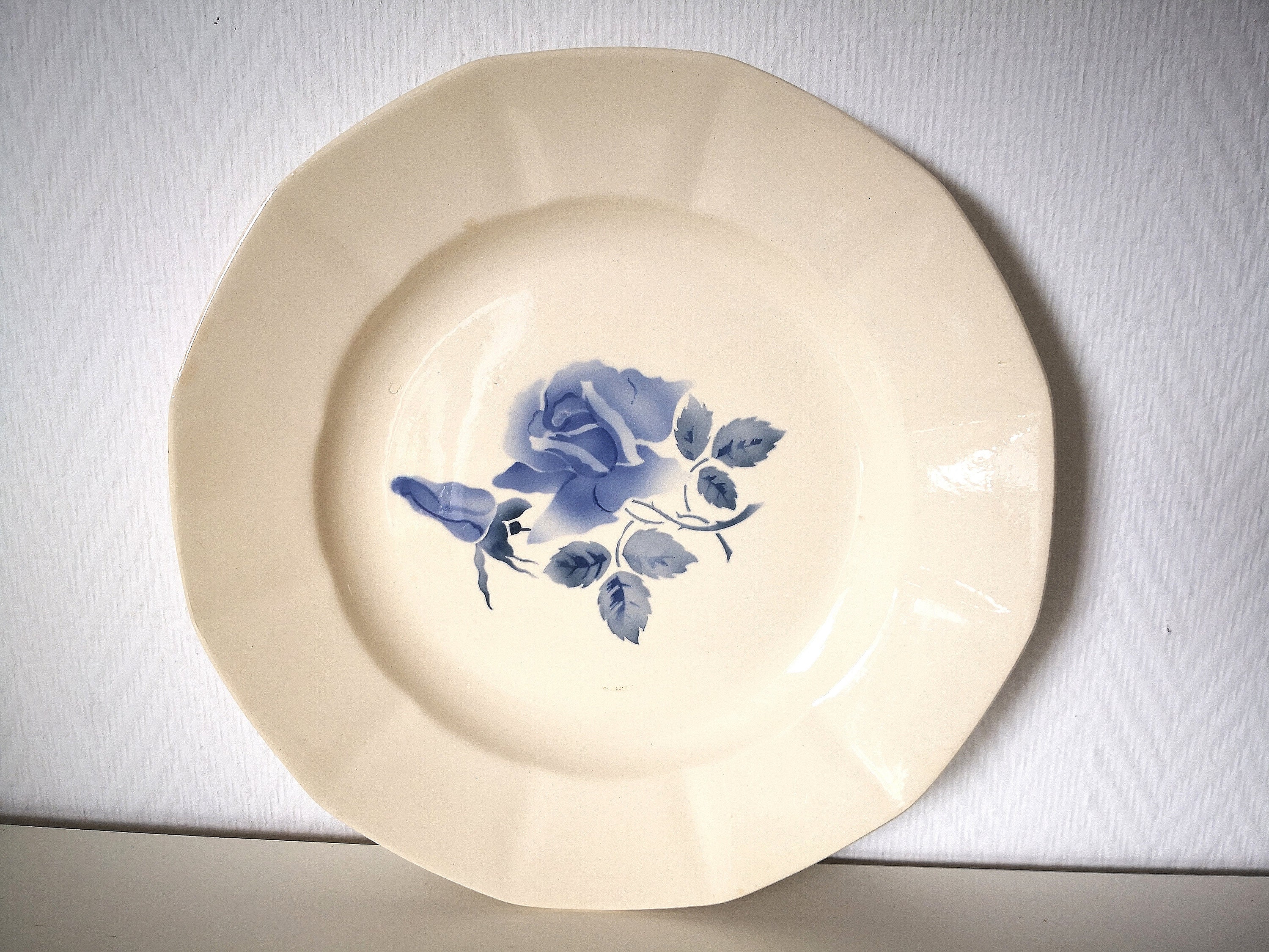 Grand Plat de Service Rond/Digoin Sarreguemines /Céramique Ancienne Fleurs Bleus Années 40/ France V