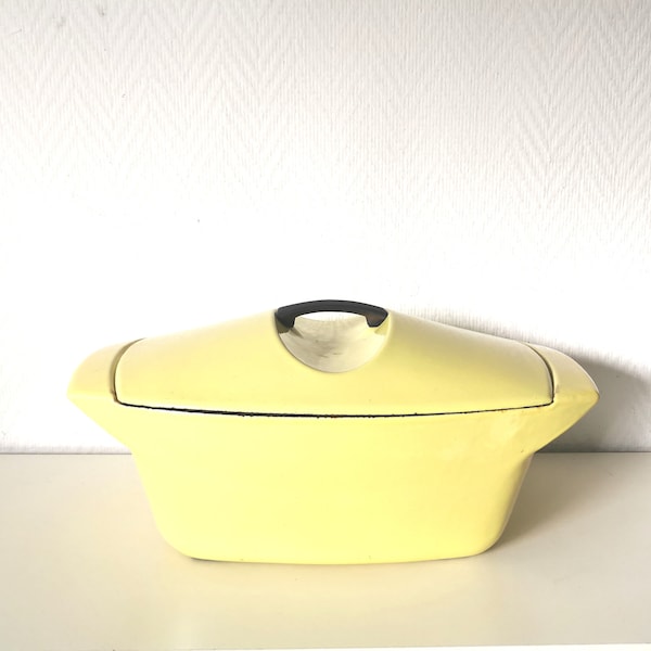 cocotte/marmite /casserole/fonte émaillée/Raymond Loewy/jaune/LE CREUSET/années 60 /français vintage