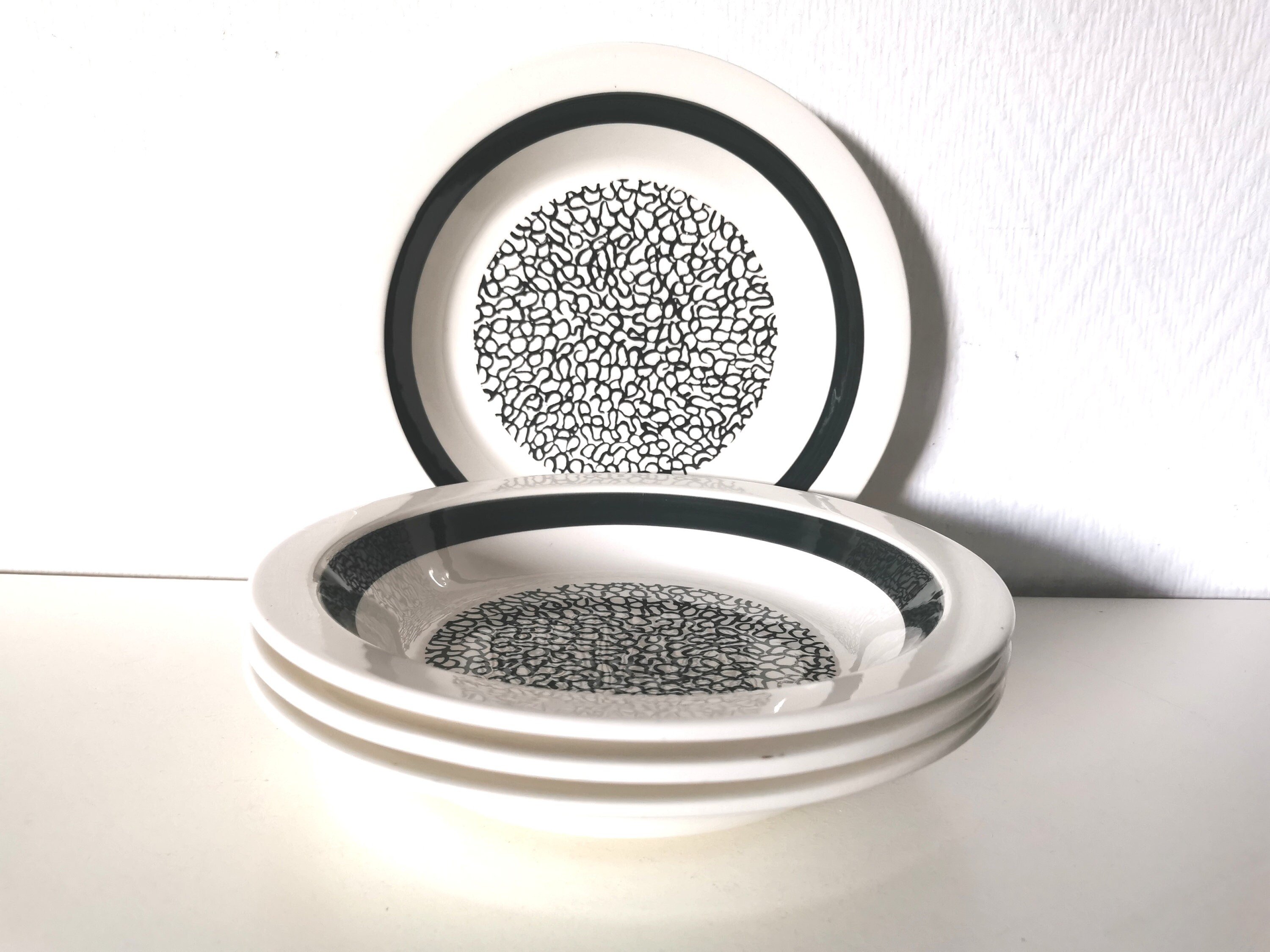 Assiettes Creuses /Bol/ à Soupe/Faïence de Gien/ Céramique Blanche/ Noire /Années 70/ France Vintage