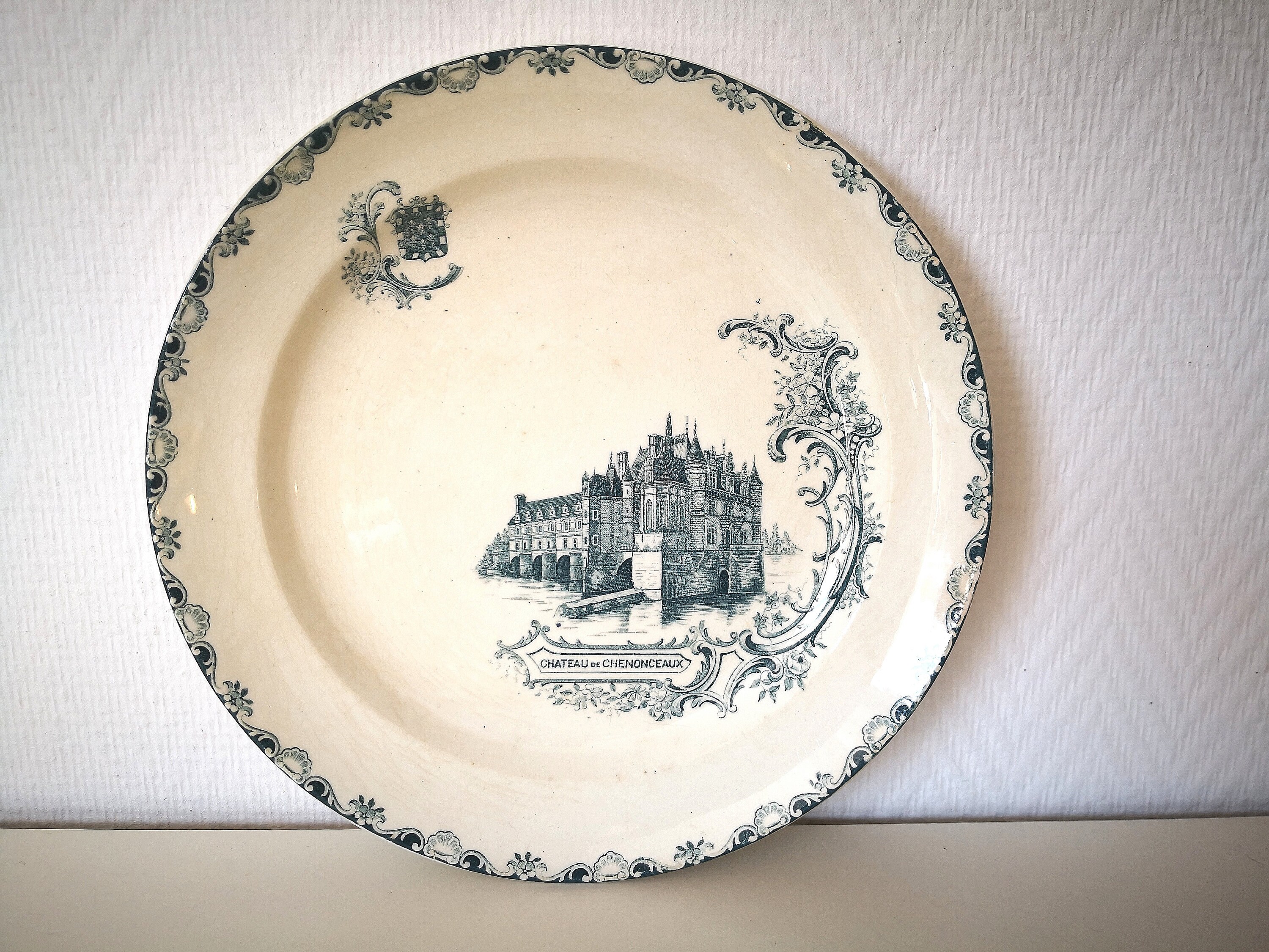 Français Antique /Plat de Service/Terre Fer/ Clairefontaine Beige et Vert Collection Châteaux /Fin 1