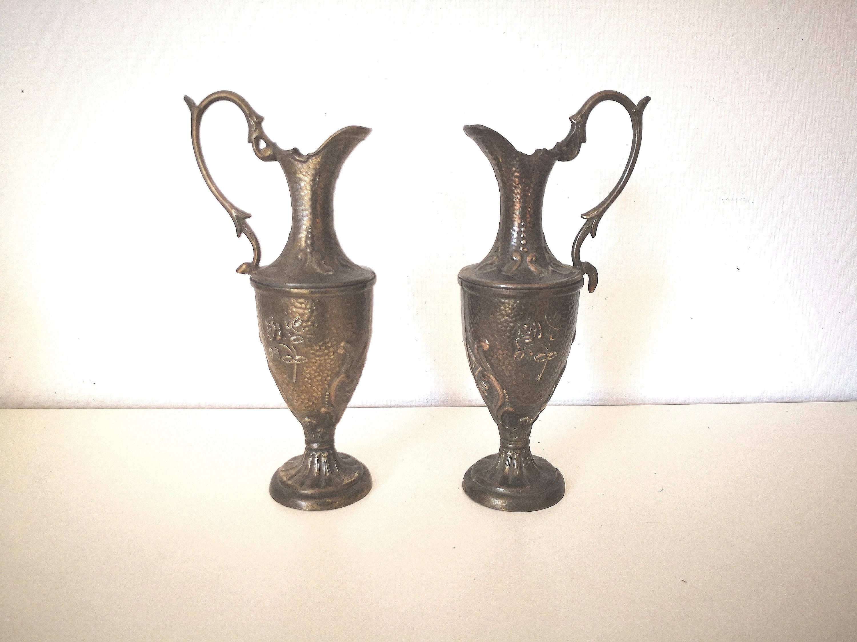 Paire de Vases/ Soliflore /Pichet , Carafe /En Métal Couleur Bronze/ Régule Moulé