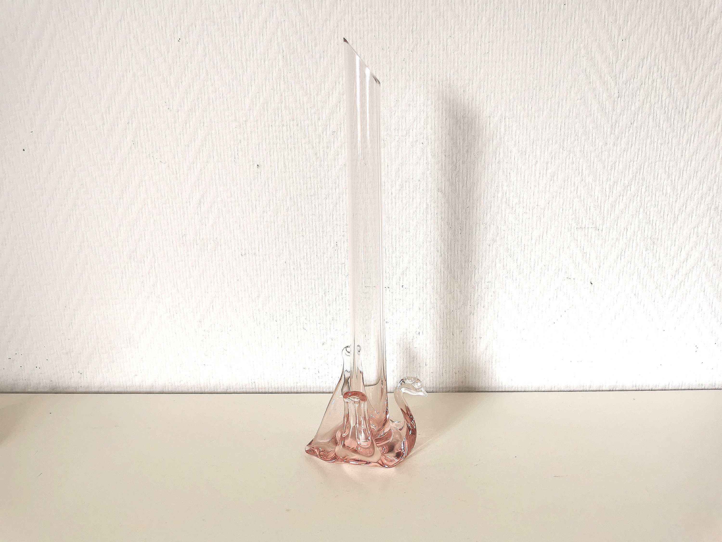 Vase/Art Floral/ Soliflore/Forme Cygne/Verre Rose /Années 70/ Français Vintage