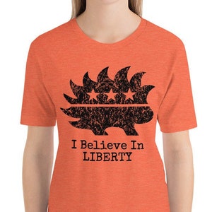I Believe In Liberty Libertarian Porcupine Distressed Freedom Gift Short-Sleeve Women&#39;s T-Shirt