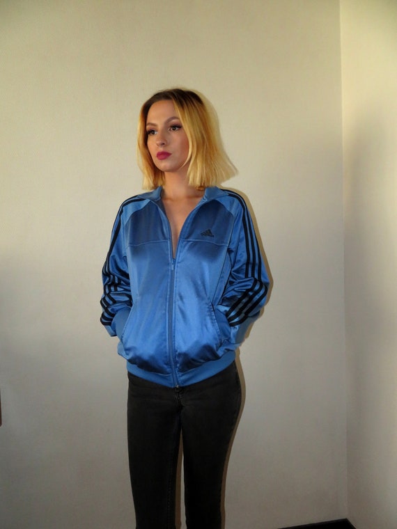 90s vintage Adidas navy & blue coat Size medium 90s vintage Adidas navy & blue coat Size medium