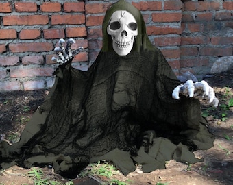 The "Night Stalker" life size Outdoor Halloween Skeleton