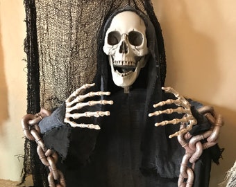 7 foot Hanging Haunted Halloween Posable Skeleton- &quot;Alice in Chains&quot; from the  &quot;The Catacomb Collection&quot;