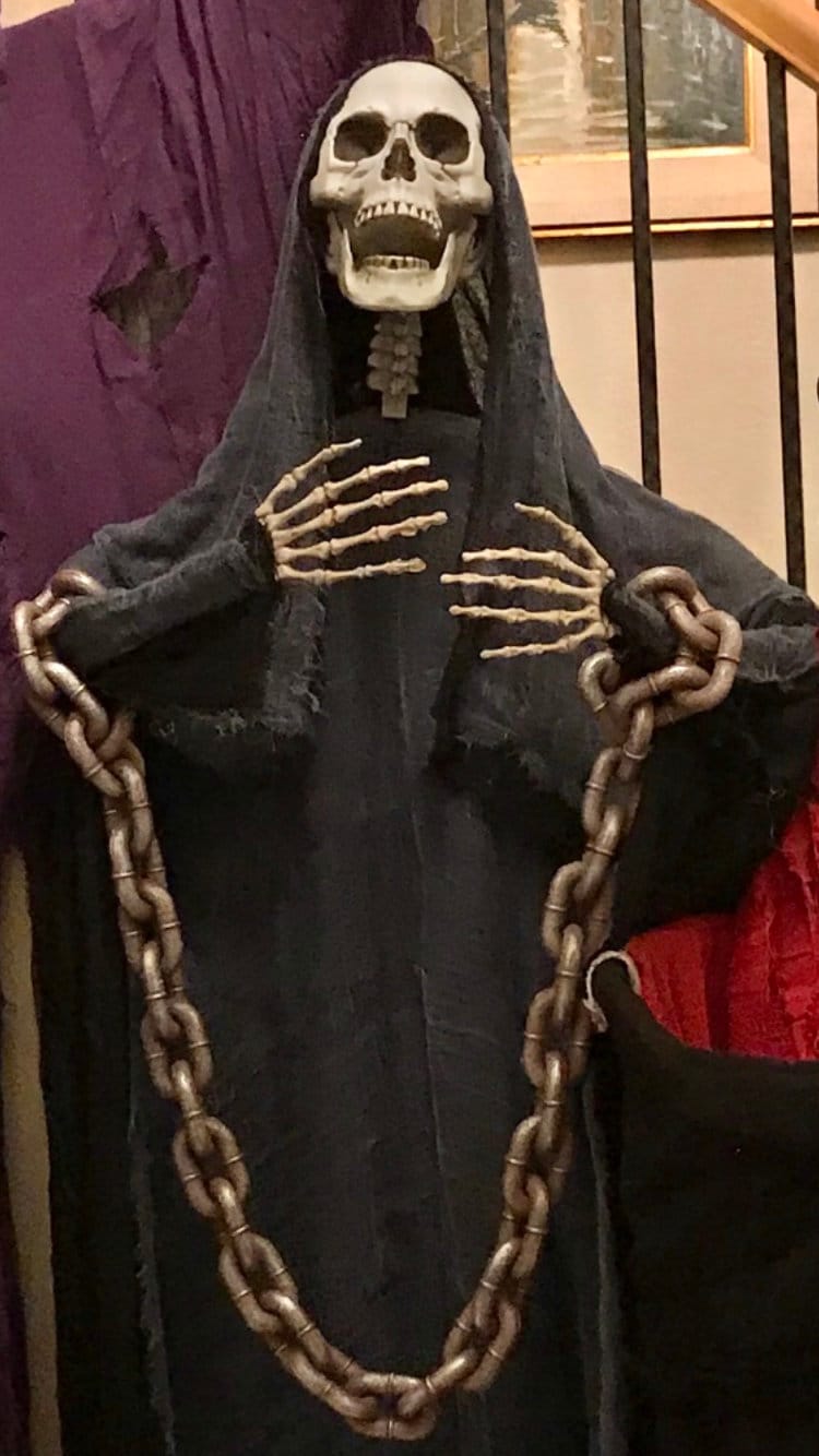 7 foot Hanging Haunted Halloween Posable Skeleton- "Alice in Chains" from the  "The Catacomb Collection"