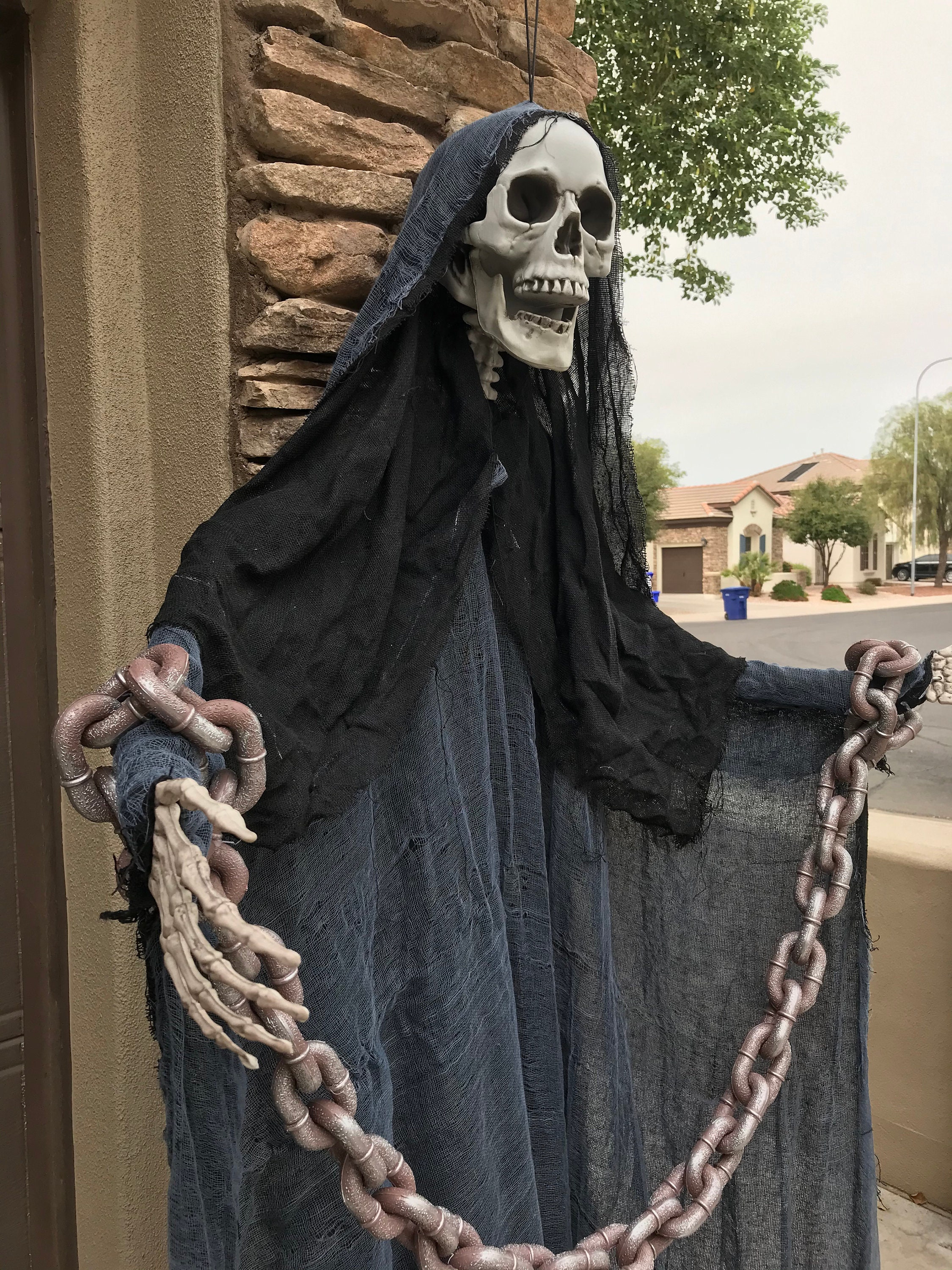 7 foot Hanging Haunted Halloween Posable Skeleton- "Alice in Chains" from the  "The Catacomb Collection"