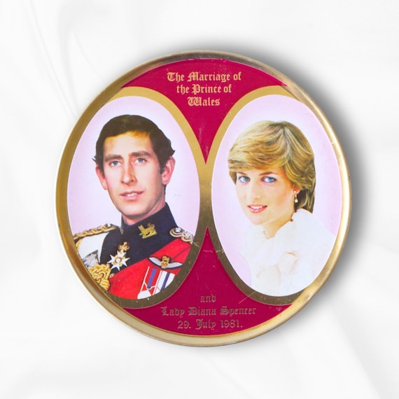 Boîte en métal pour mariage du prince Charles et de Lady Diana