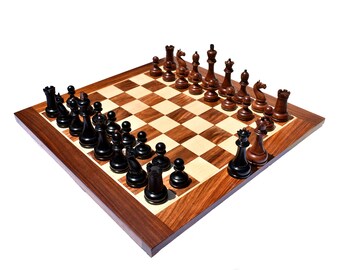  iChess.net Secrets of The Janisch Gambit - Empire Chess : Toys  & Games