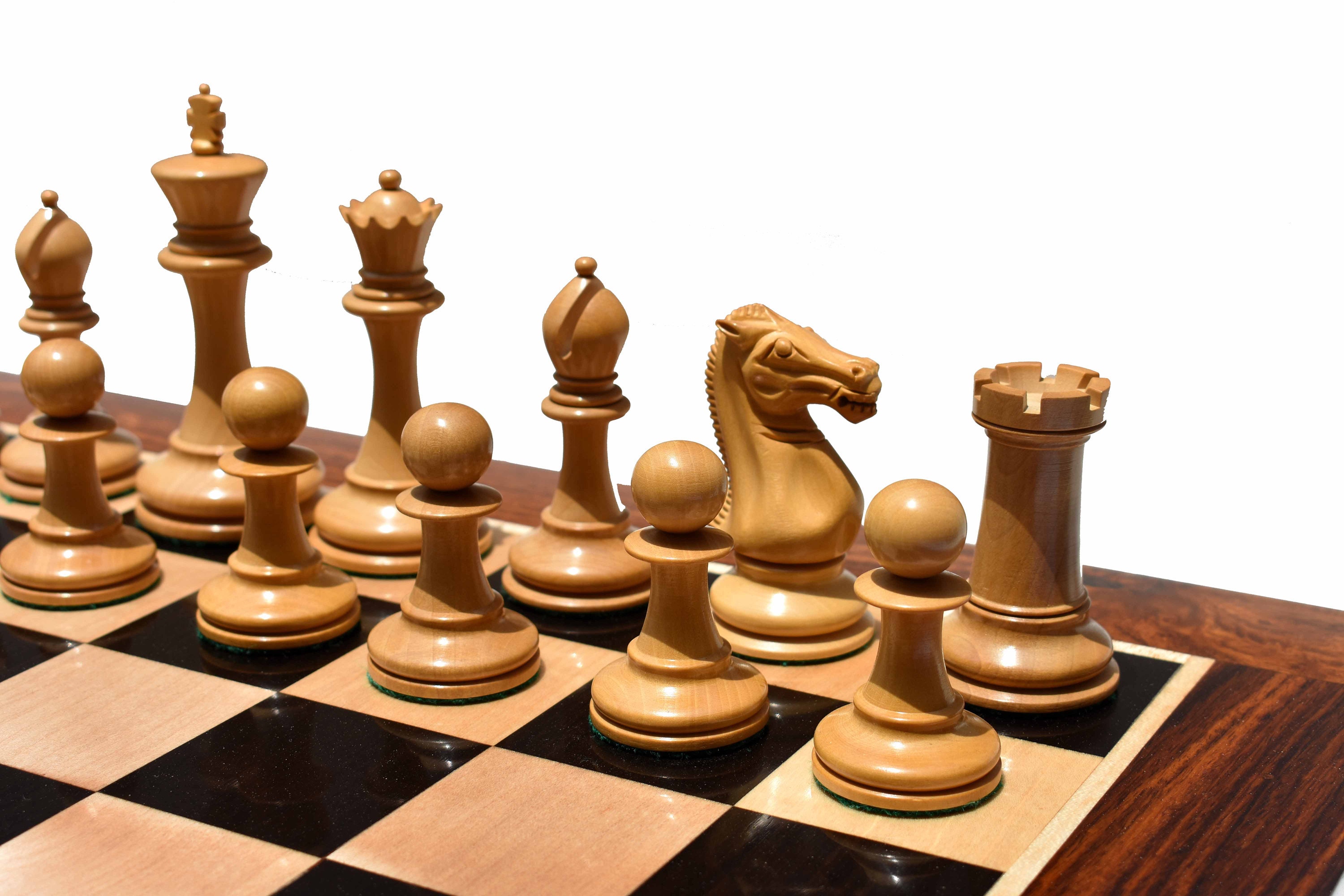 Queens Gambit Series Complete Chess Set Boxwood & Ebony 