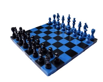  iChess.net Secrets of The Janisch Gambit - Empire Chess : Toys  & Games