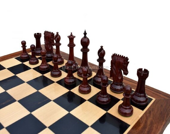 The Utgard Castle luxury Staunton luxury wood chess pieces -  Portugal