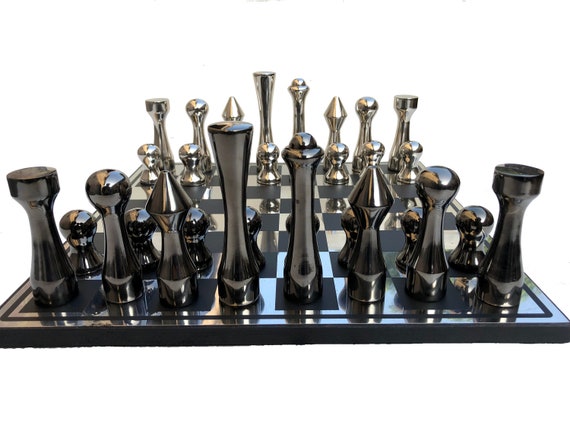 Decorative Metal Chess Set -  UK  Metal chess set, Chess set, Modern chess  set