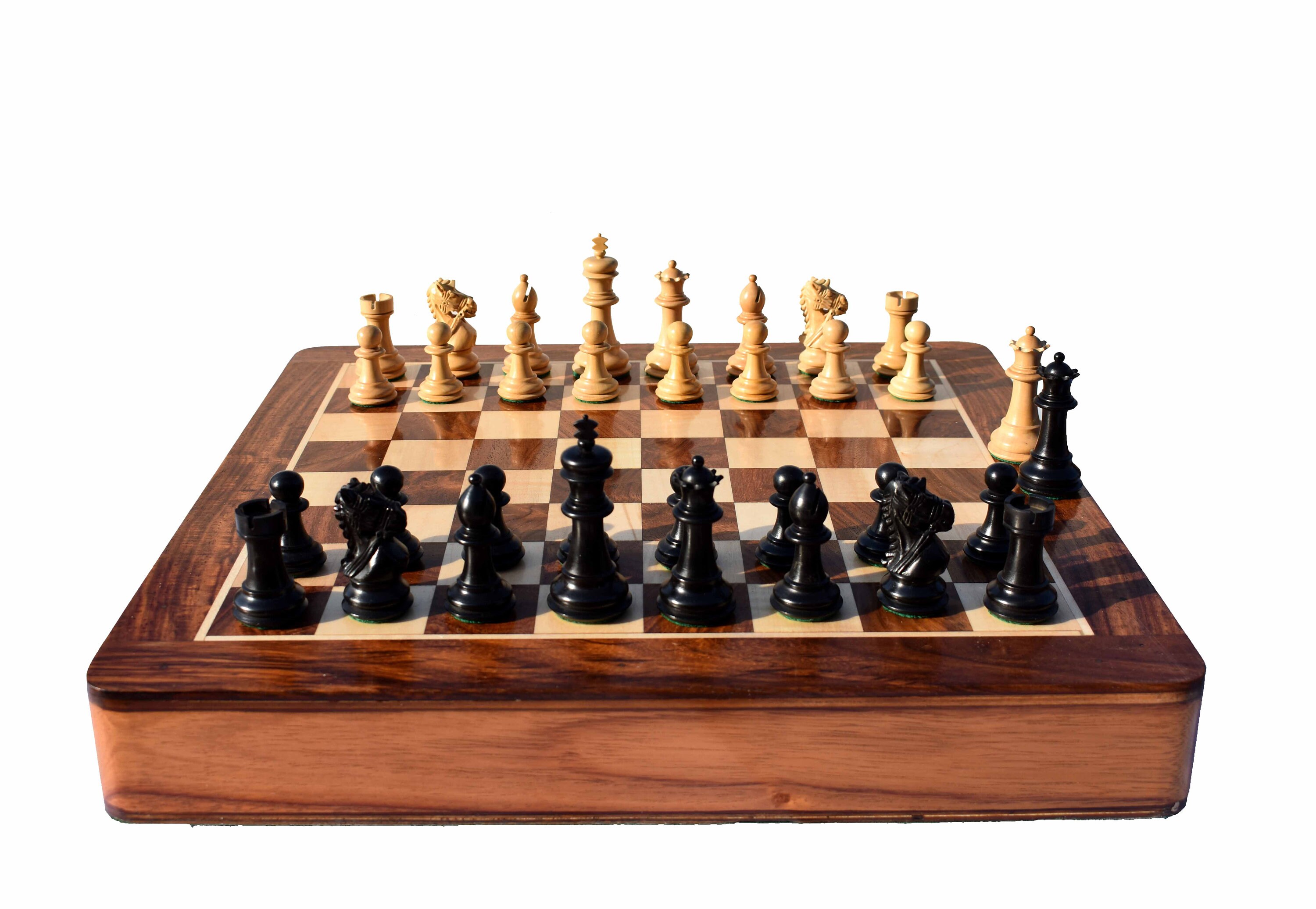 King's Crown Series Chess set , Boxwood & Ebony , 4.25 King with 2.25  Royal Castle chess board