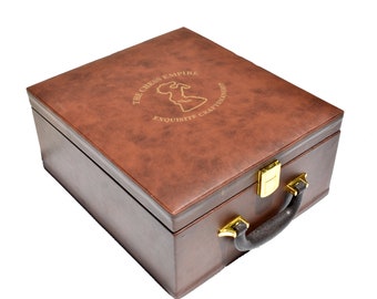 Caja de almacenamiento de piezas de ajedrez de cuero sintético marrón de la serie Royal para juego de ajedrez King de 3,75 pulg. a 4 pulg. Caja de almacenamiento de lujo únicamente: The Chess Empire