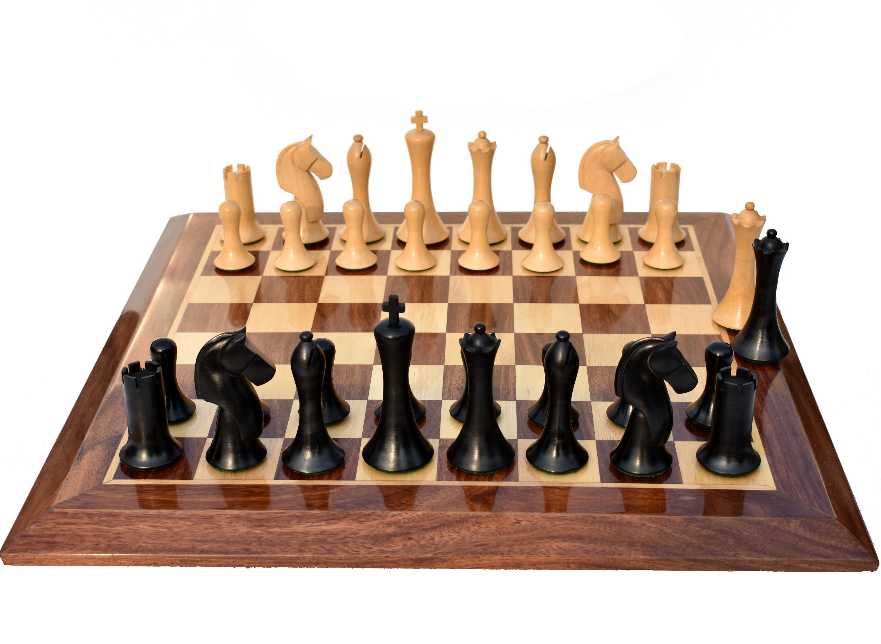 Classic Series chess set , Boxwood & Ebonized , 5 King with 2.25 Square  Beveled series chess board