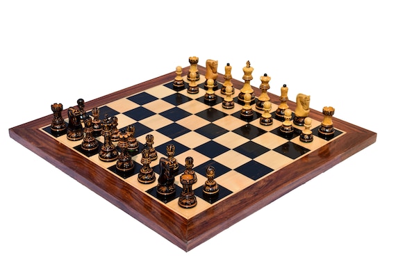 18 Chess Board With Chess Pieces Yugoslavia Series -  UK