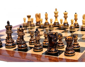 THE REPRODUCTION OF 1960 MIKHAIL TAL CHESS SET CRIMSON BOXWOOD & EBONIZED  4.125 KING WITH 2 SQUARE CHESS BOARD