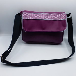 sac à bandoulière violet prune aubergine éventails japonais en coton et simili cuir petit format