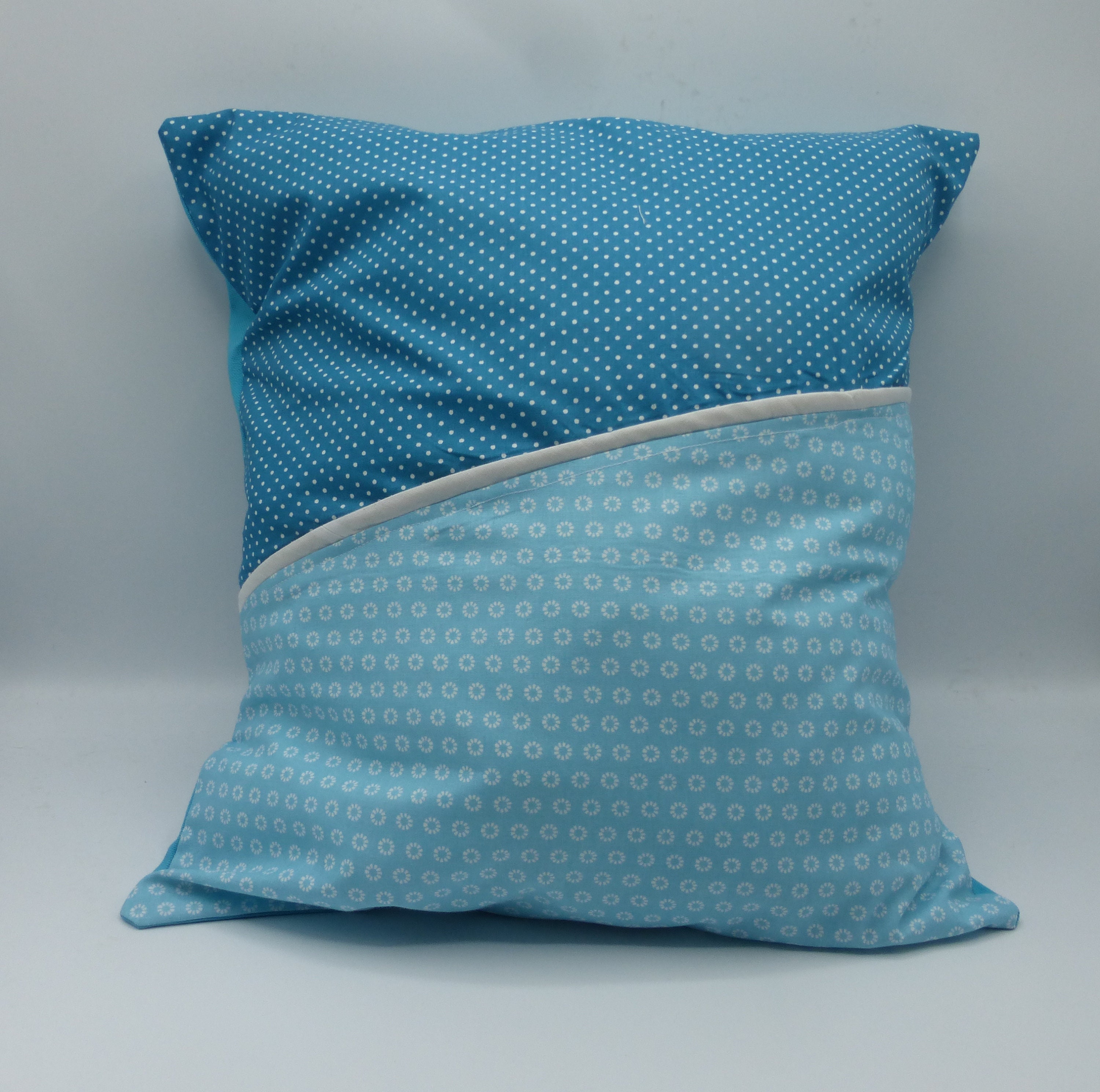 Housse de Coussin Bleu Turquoise Pois et Fleurs Coton