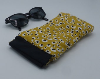 Etui à lunettes molletonné peau de léopard ocre jaune moutarde en coton