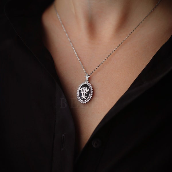 Silber-Monogramm-Halskette mit schwarzem Emaye innen, Silber-Monogramm-Halskette für Frauen, Geschenk für Frauen