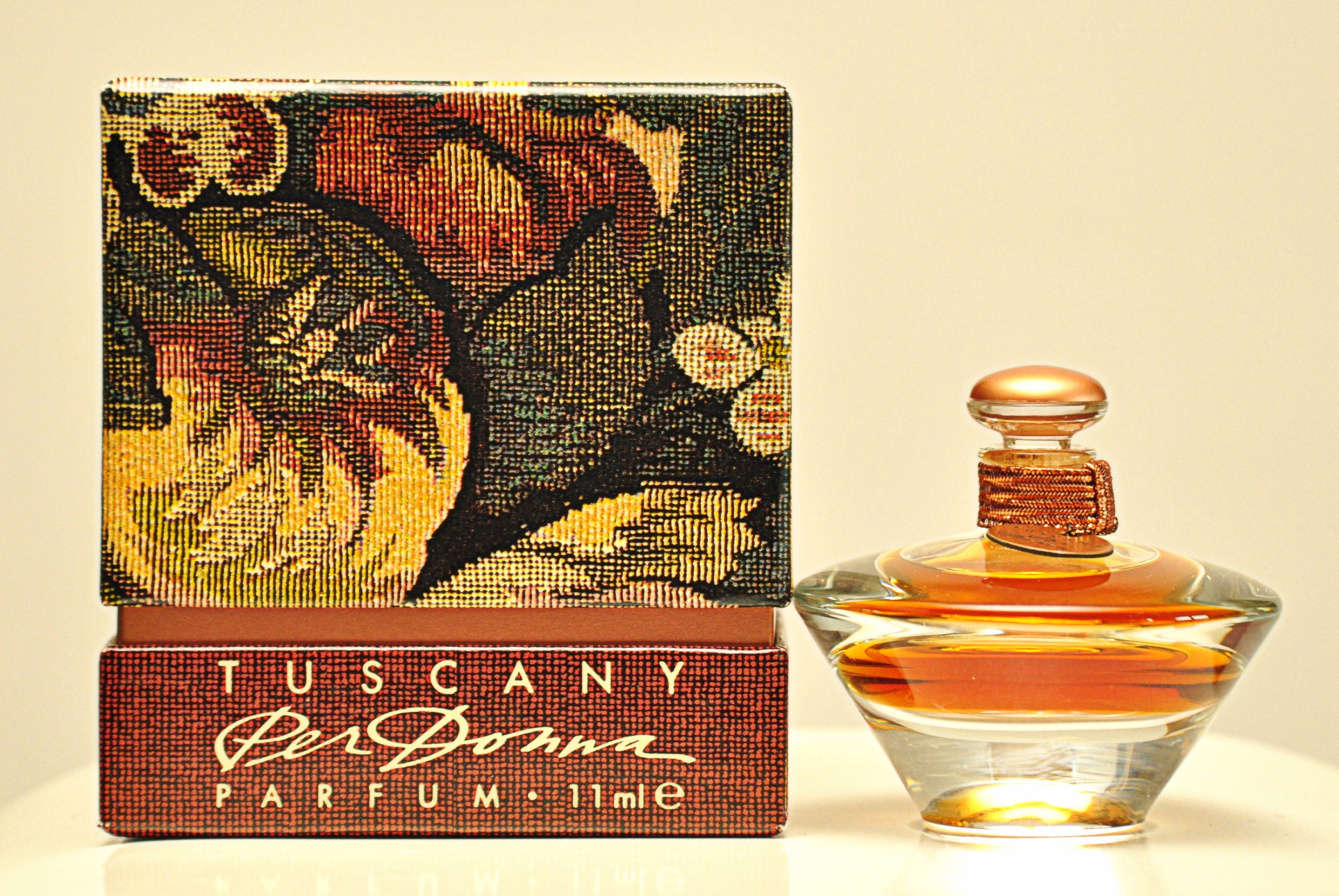 Aramis Tuscany per Donna Parfum 11ml 0 37 Fl. Oz. Splash Perfume