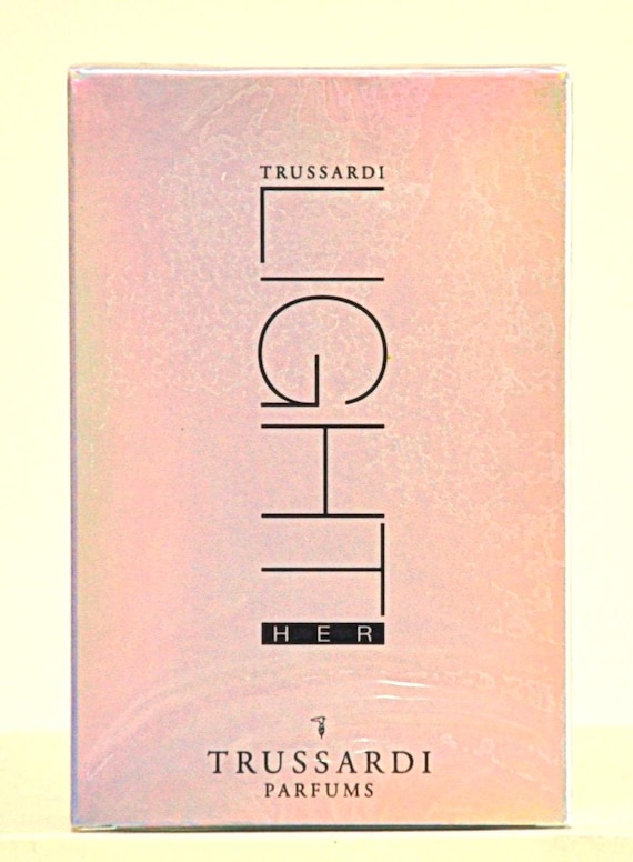 香水(女性用) Trussardi light her eau de toilette TRUSSARDI LIGHT HER EAU DE TOILETTE NATURAL SPRAY 75 ML/2.1 FL.OZ