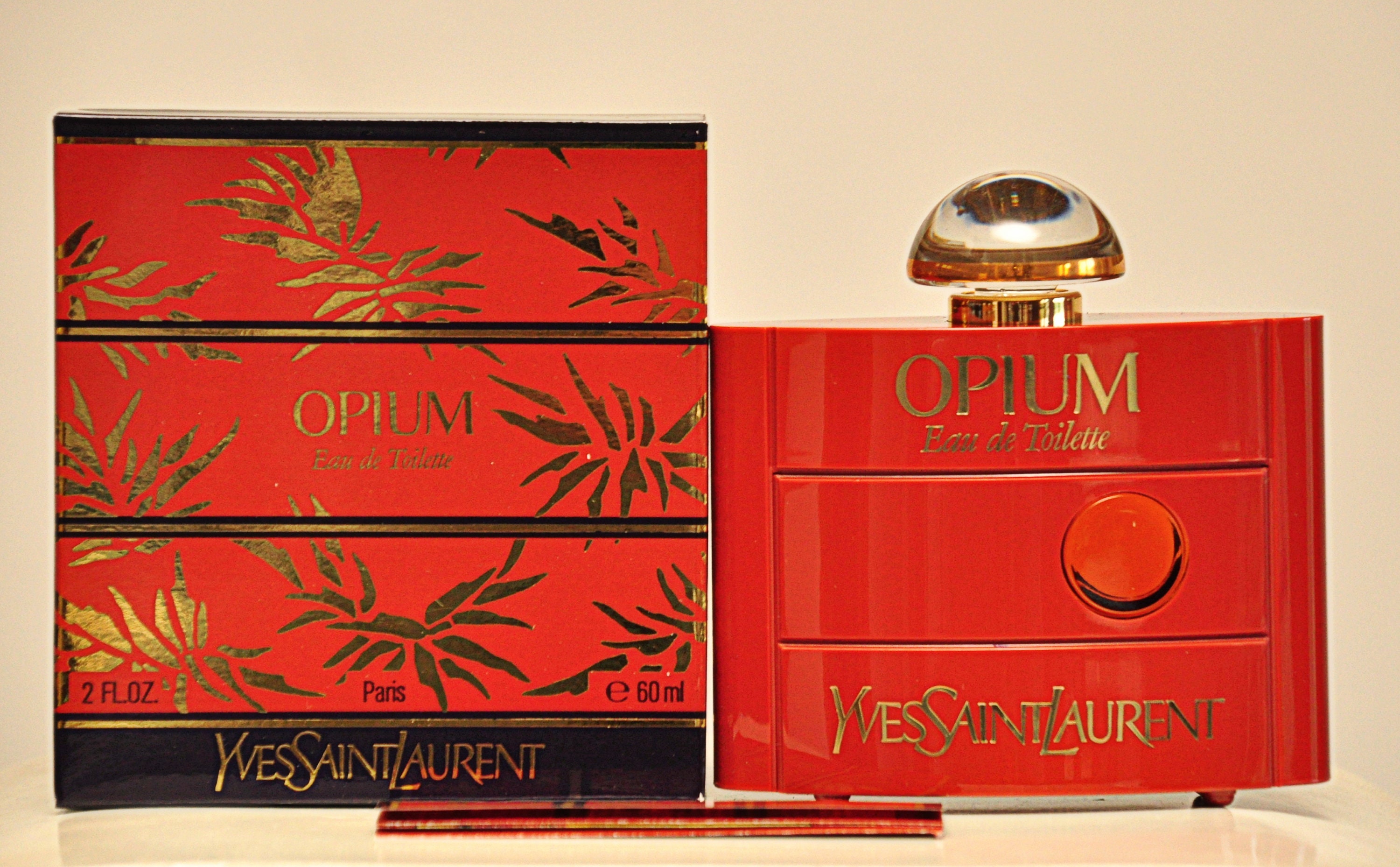 Yves Saint Laurent Opium Eau De Toilette Edt 60ml 2 Fl. Oz