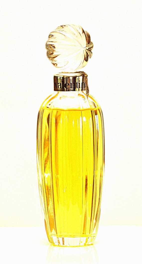 VALENTINO 香水 イエロー 50ml VALENTINO 香水 イエロー 50ml ヴァレンティノ ドンナ ボーン