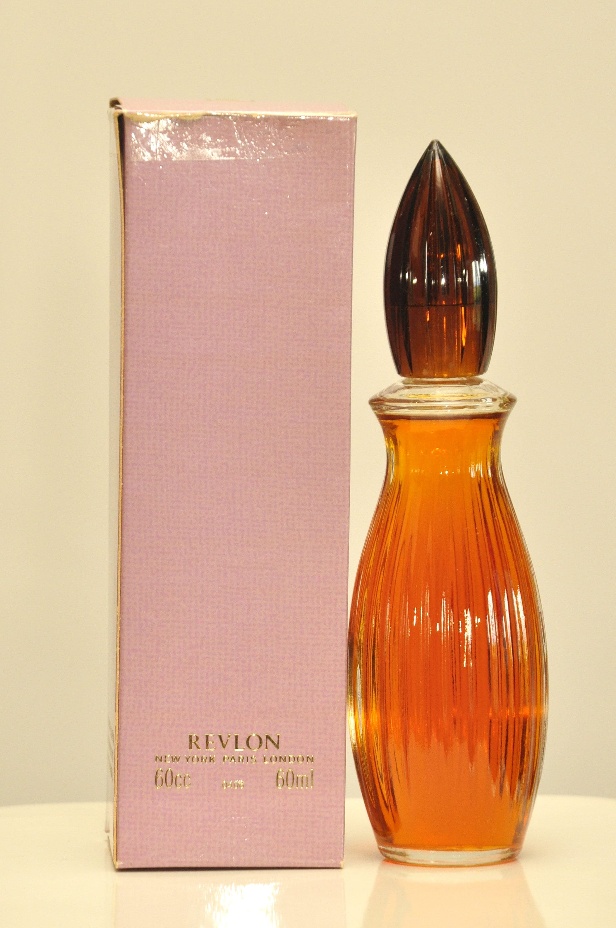 レブロン 香水 INTIMATE Tear Drop Revlon Intimate Eau De Toilette Tear Drop 60ml 2 Fl. Oz. Splash