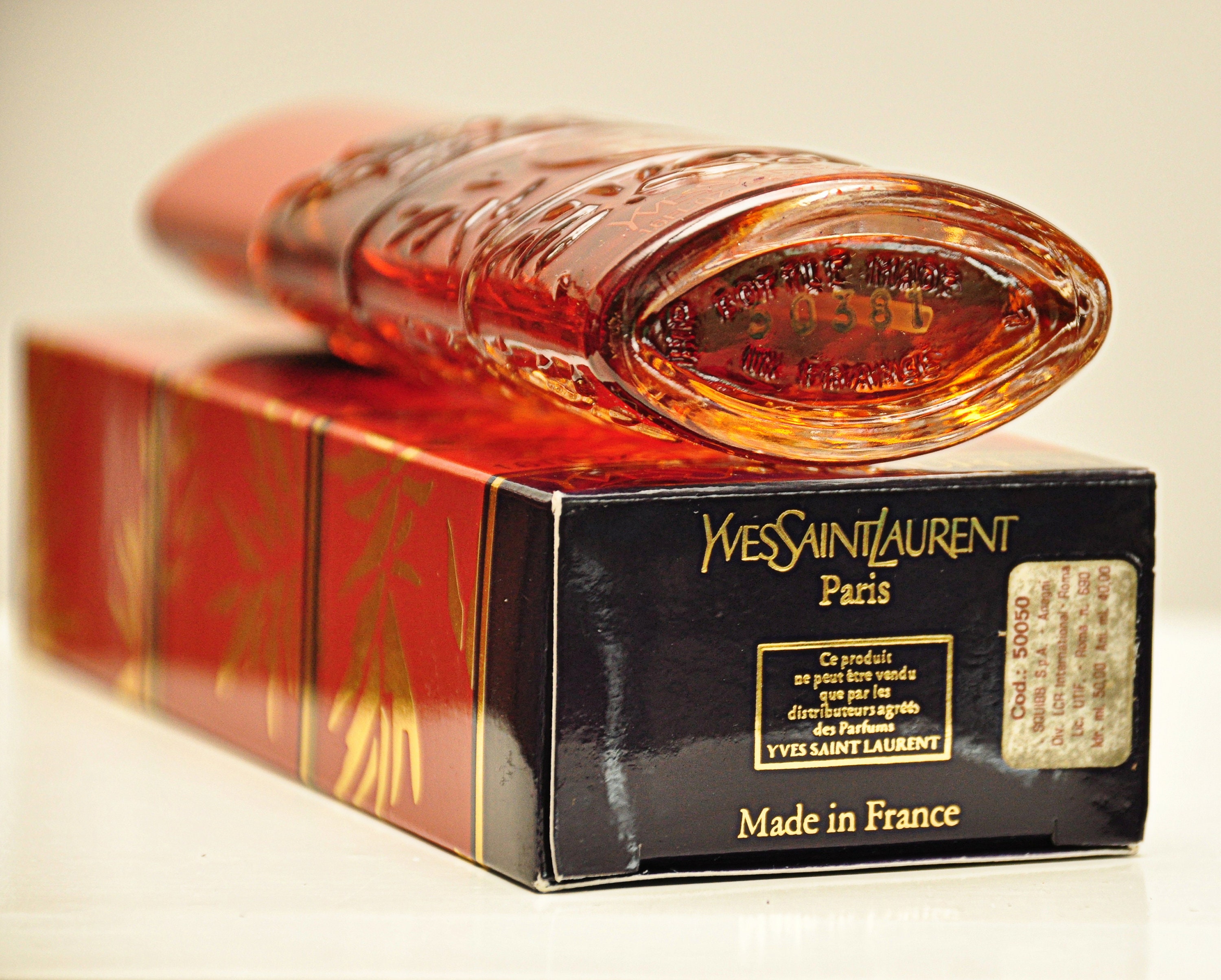 【廃盤激レア】残量5割Yves Saint Laurent OPIUM120ml 廃盤激レア】残量5割Yves Saint Laurent OPIUM120ml 廃盤激レア】残量