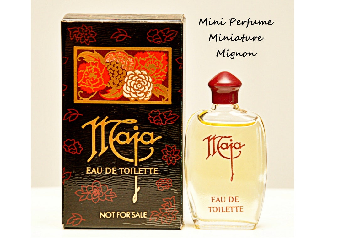 Perfumeが吉田カバンの「POTR」とコラボ オレンジのミニバッグを