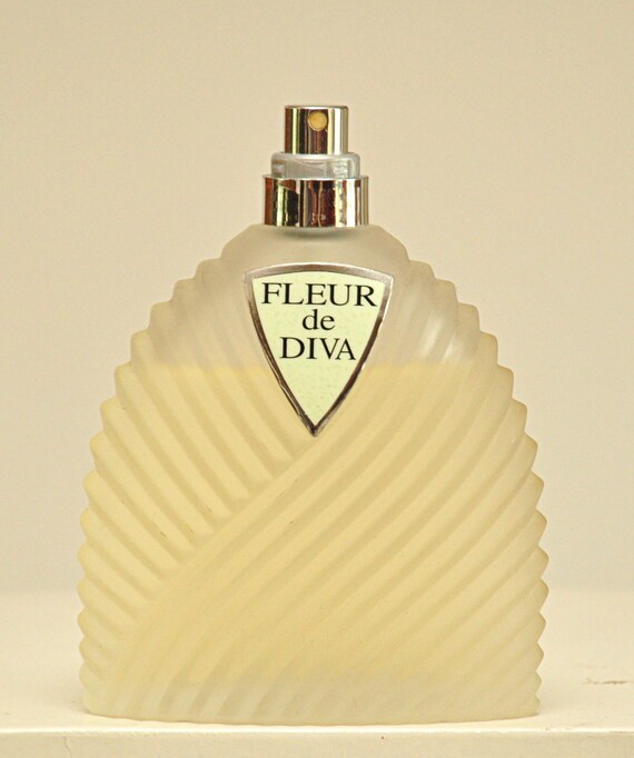 Emanuel Ungaro Fleur De Diva Eau De Toilette Edt 100ml 3.4  display picture 2