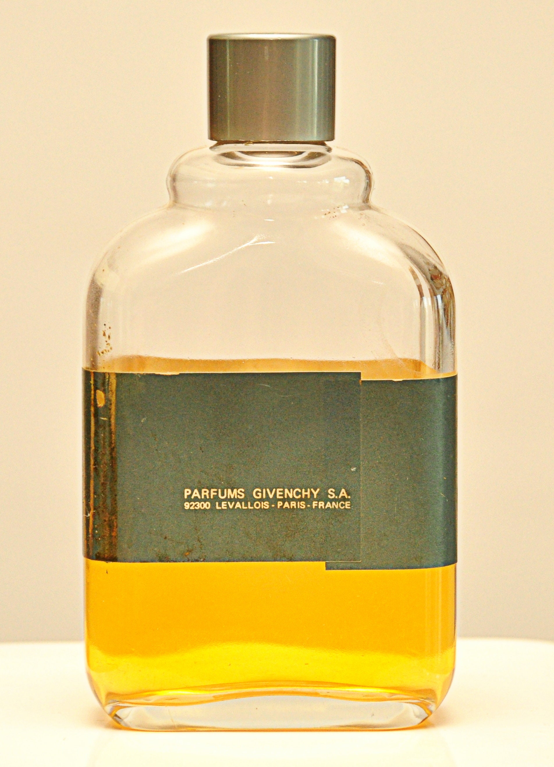 Givenchy Eau De Vetyver 220ml 7.1/3 Fl. Oz. Splash Perfume for Man