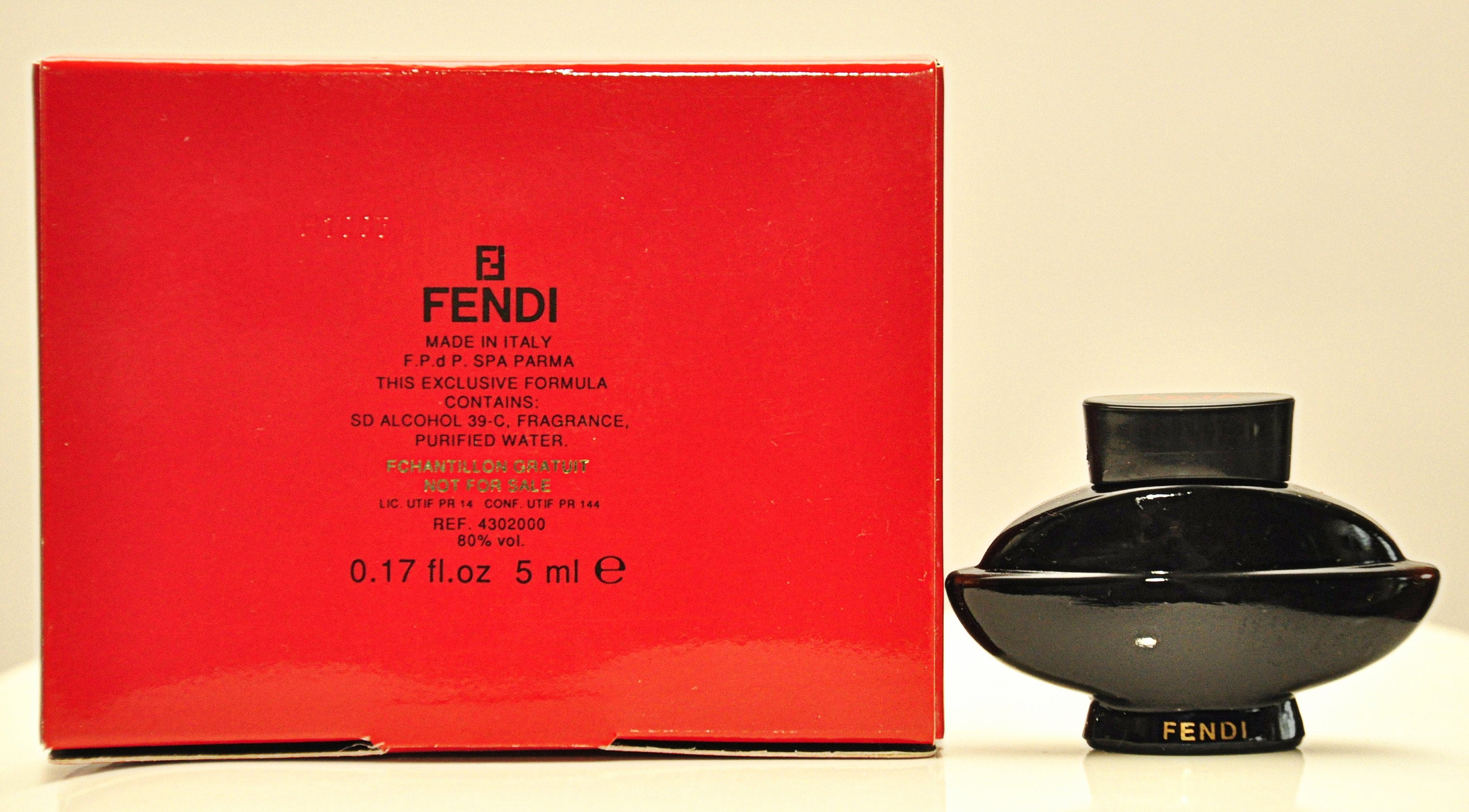 Asja fendi perfume sale