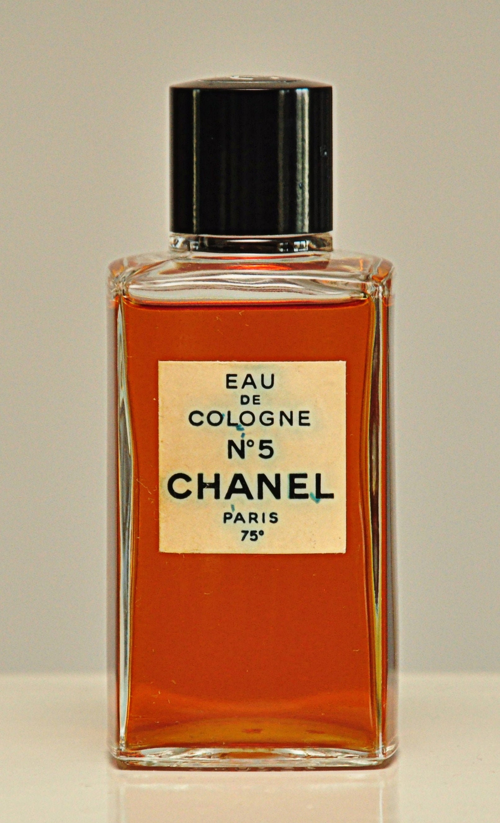 Chanel No 5 Eau De Cologne by Chanel 100ml 3.34 Fl. Oz. Splash