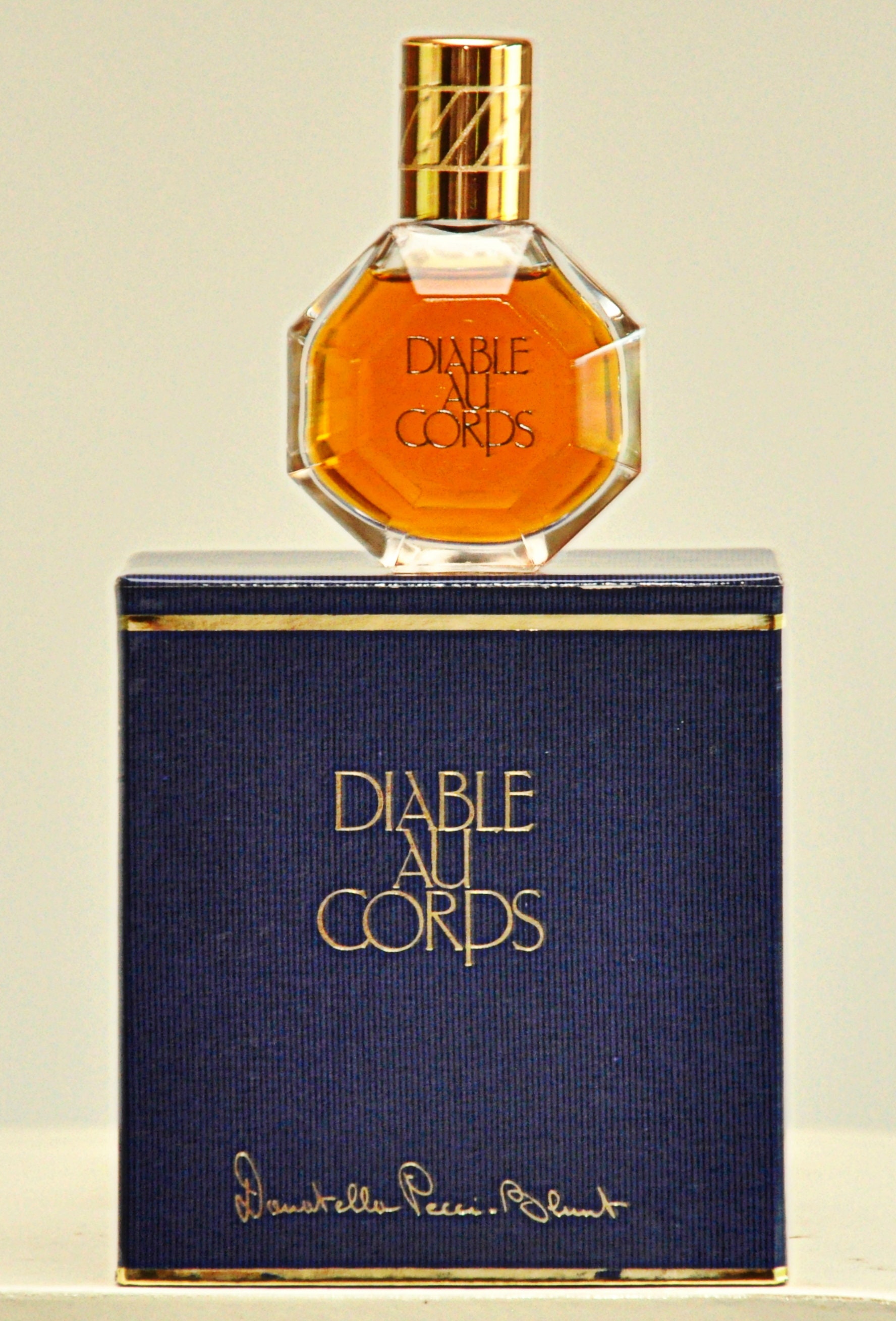 Diable Au Corps Donatella Pecci Blunt perfume - a fragrance for women 1988